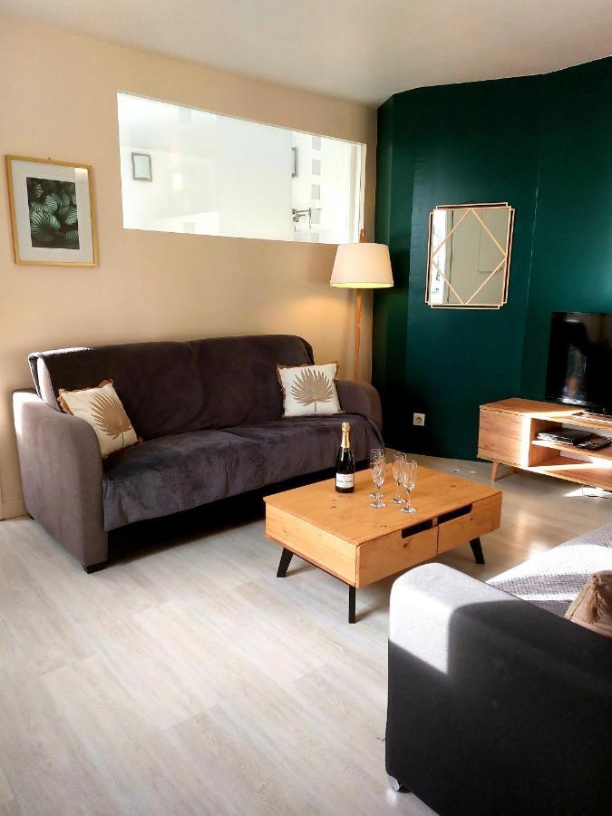 Les Belles Terrasses Dieppe ,3 Appartements , Le Vegetal De 1 A 8 Personnes , Le Tropical De 1 A 6 Personnes , Le Floral Avec Terrasse De 1 A 3 Personnes , Quartier Calme Au Stationnement Gratuit A Cote De L'Avenue Verte المظهر الخارجي الصورة