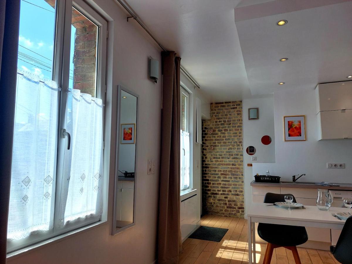 Les Belles Terrasses Dieppe ,3 Appartements , Le Vegetal De 1 A 8 Personnes , Le Tropical De 1 A 6 Personnes , Le Floral Avec Terrasse De 1 A 3 Personnes , Quartier Calme Au Stationnement Gratuit A Cote De L'Avenue Verte المظهر الخارجي الصورة