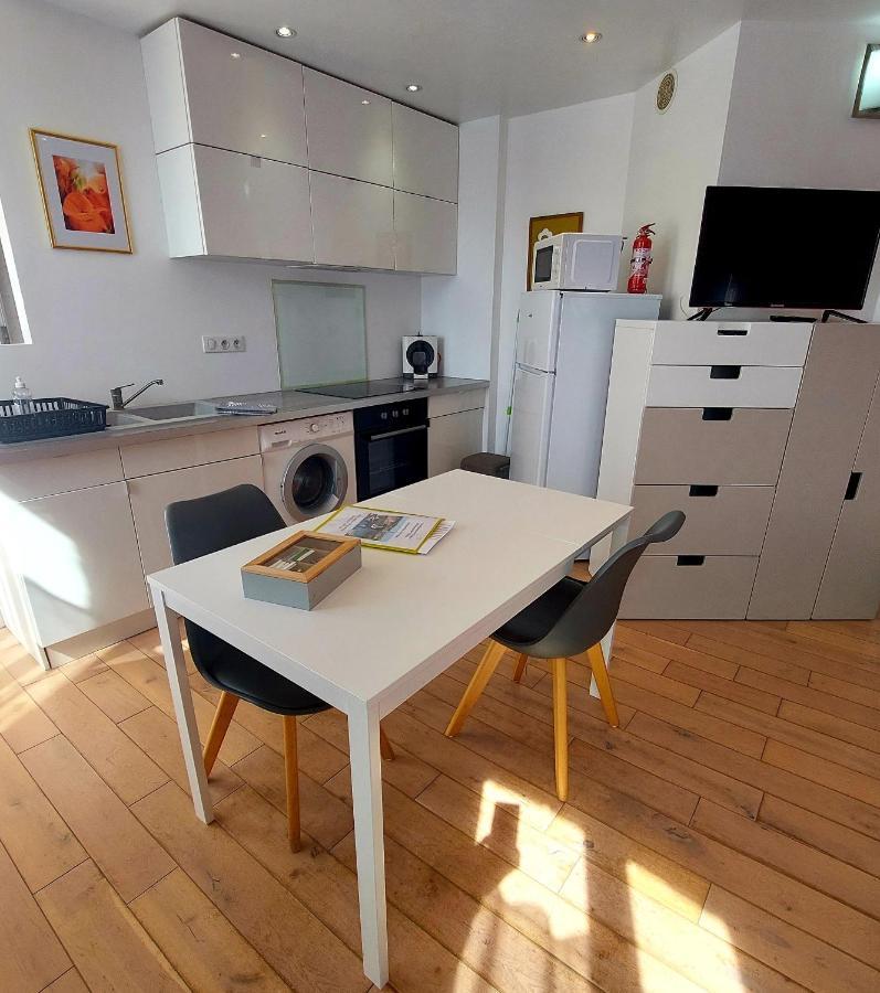 Les Belles Terrasses Dieppe ,3 Appartements , Le Vegetal De 1 A 8 Personnes , Le Tropical De 1 A 6 Personnes , Le Floral Avec Terrasse De 1 A 3 Personnes , Quartier Calme Au Stationnement Gratuit A Cote De L'Avenue Verte المظهر الخارجي الصورة